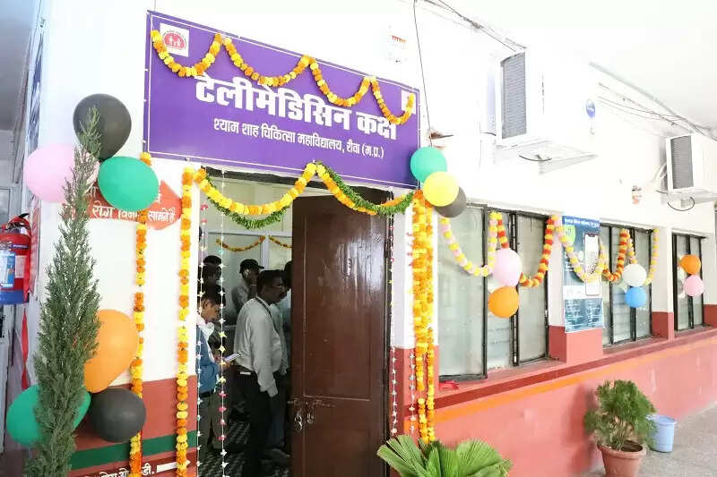 ग्रामीण क्षेत्रों में विशेषज्ञ परामर्श के लिए टेली-मेडिसिन सेवा वरदान: उप मुख्यमंत्री शुक्ल