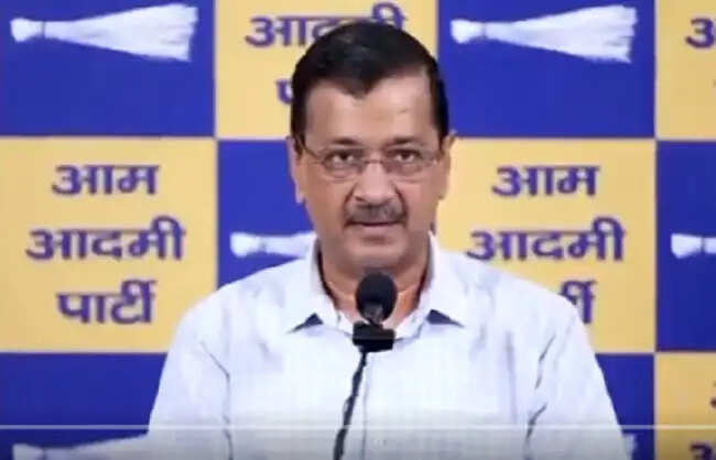 केजरीवाल ने ईडी की कार्रवाई पर उठाया सवाल, सरकार पर साधा निशाना