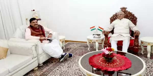 राज्यपाल पटेल से मुख्यमंत्री डॉ. यादव ने की भेंट, समसामयिक विषयों पर हुई चर्चा