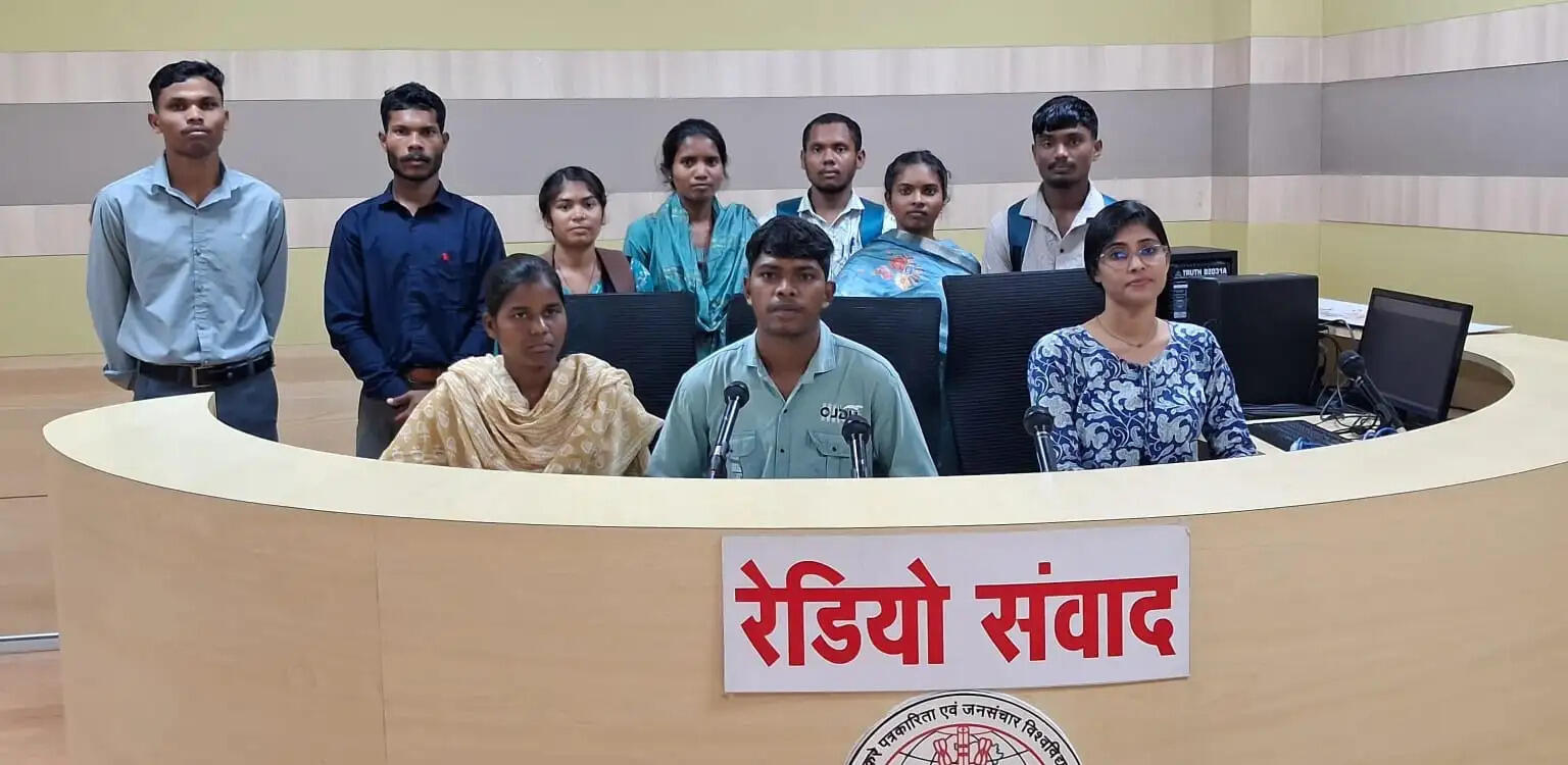 सकारात्मक व निष्पक्ष लेखन से ही संभव है समाज परिवर्तन : कुलपति प्रो. दयाल