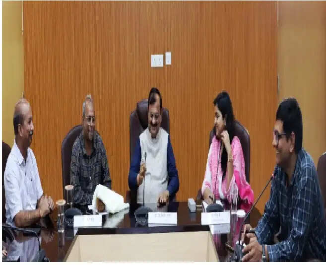 खबर के स्रोत की रक्षा करना रिपोर्टर का प्रमुख दायित्व: डॉ. ऋतुराज