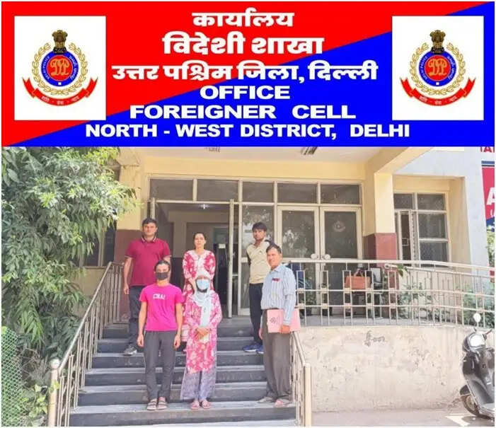 दिल्ली के आजादपुर इलाके से दो बांग्लादेशी घुसपैठिए गिरफ्तार