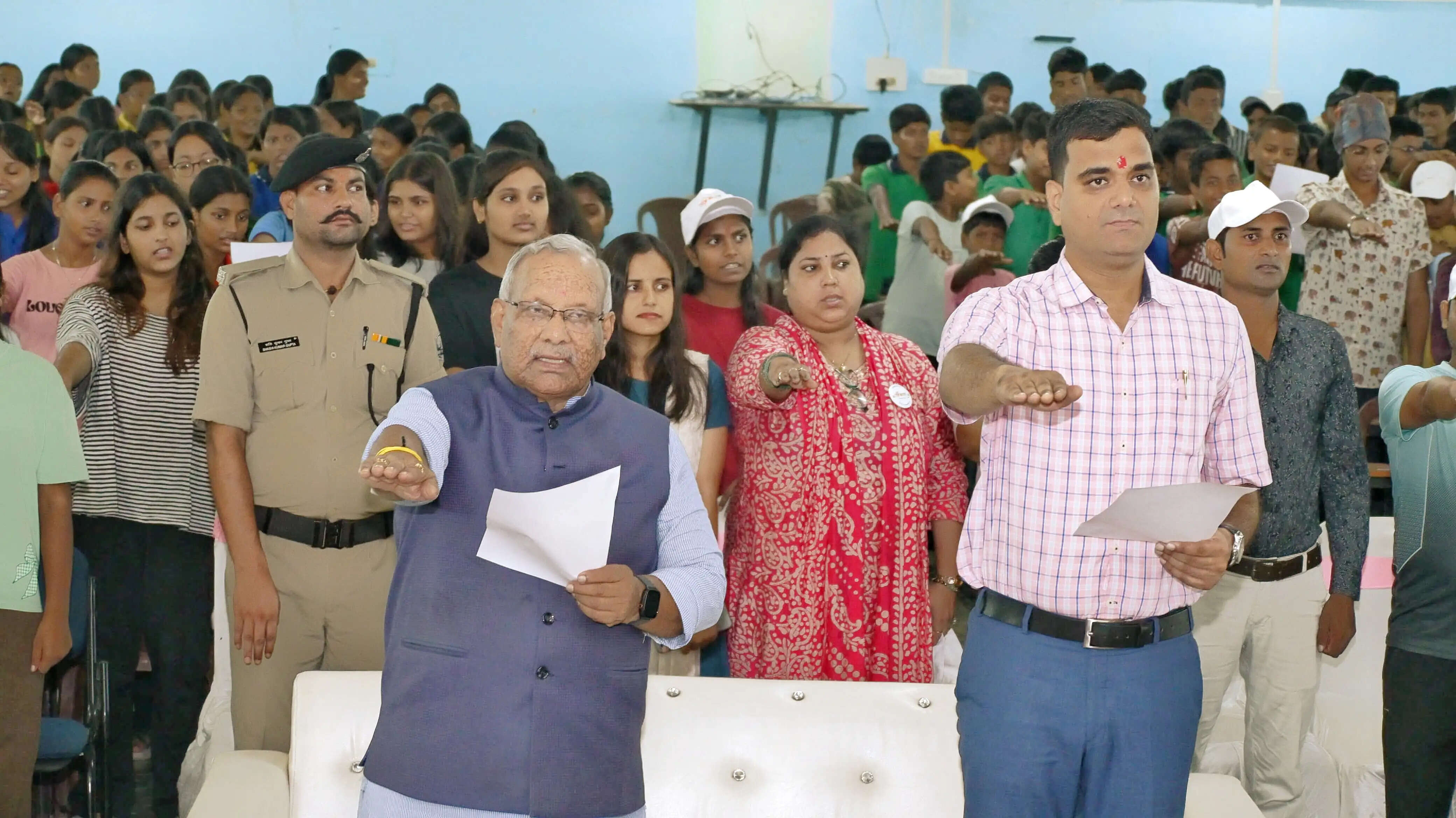 विकसित भारत के निर्माण में जुटे कटिहार के युवा, नशा मुक्ति अभियान के तहत 15 हजार से अधिक युवाओं ने ली शपथ