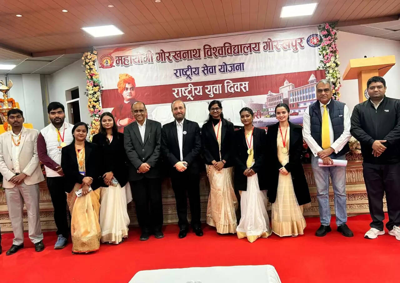 रील संस्कृति अपनाने की बजाय रोल मॉडल बनें युवा : डॉ. संजय माहेश्वरी