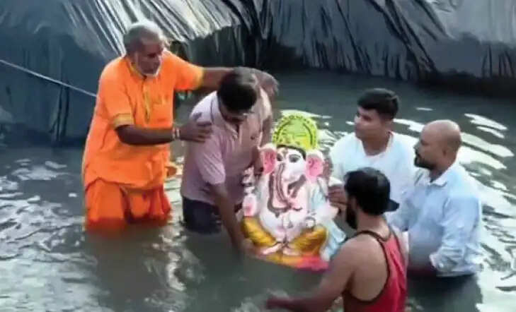 अनंत चतुर्दशी पर धूमधाम से हुआ गणेश प्रतिमाओं का विसर्जन