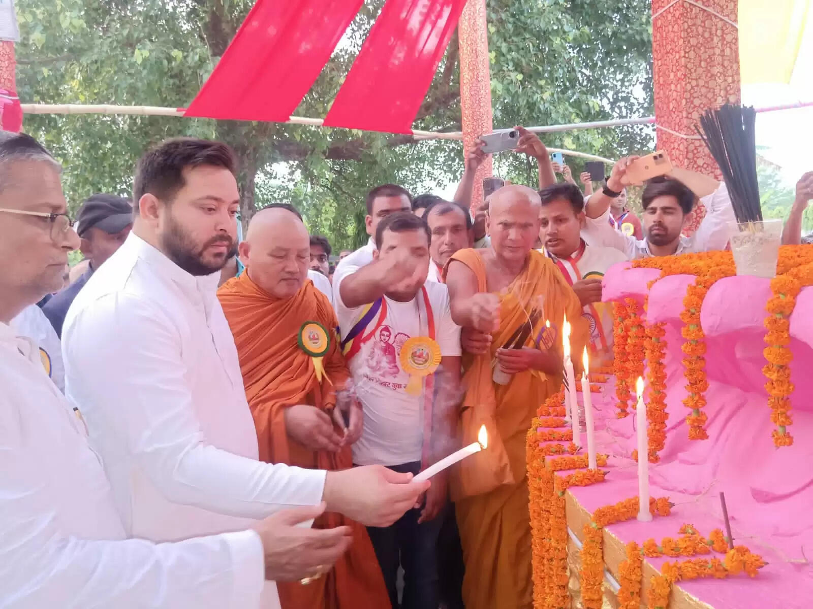 बुद्ध ने दिया था अमन चैन व शांति का संदेश:तेजस्वी