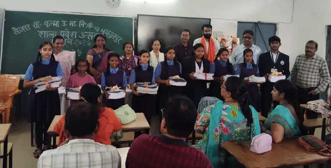 ई-वेस्ट (ई-कचरा) के प्रति जागरूकता एवं क्विज प्रतियोगिता का आयोजन