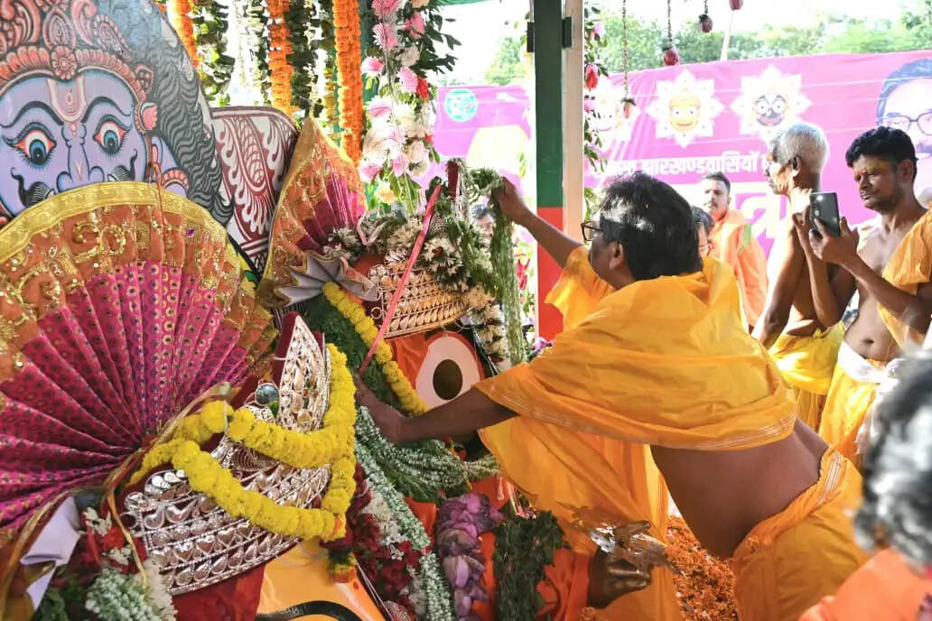 रथयात्रा महोत्सव में शामिल हुए राज्यपाल और मुख्यमंत्री, जगन्नाथपुर मंदिर को पर्यटन की नई पहचान देने की घोषणा