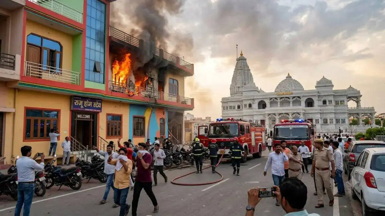 वृन्दावन में प्रेम मंदिर के पास होम स्टे में लगी आग, पुलिस व फायर टीम ने पाया काबू