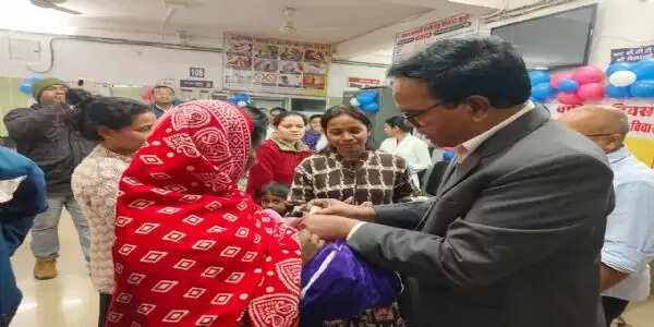 राष्ट्रीय पल्स पोलियो अभियान: घर-घर जाकर छूटे हुए बच्चों को पिलाई गई पोलियो की खुराक