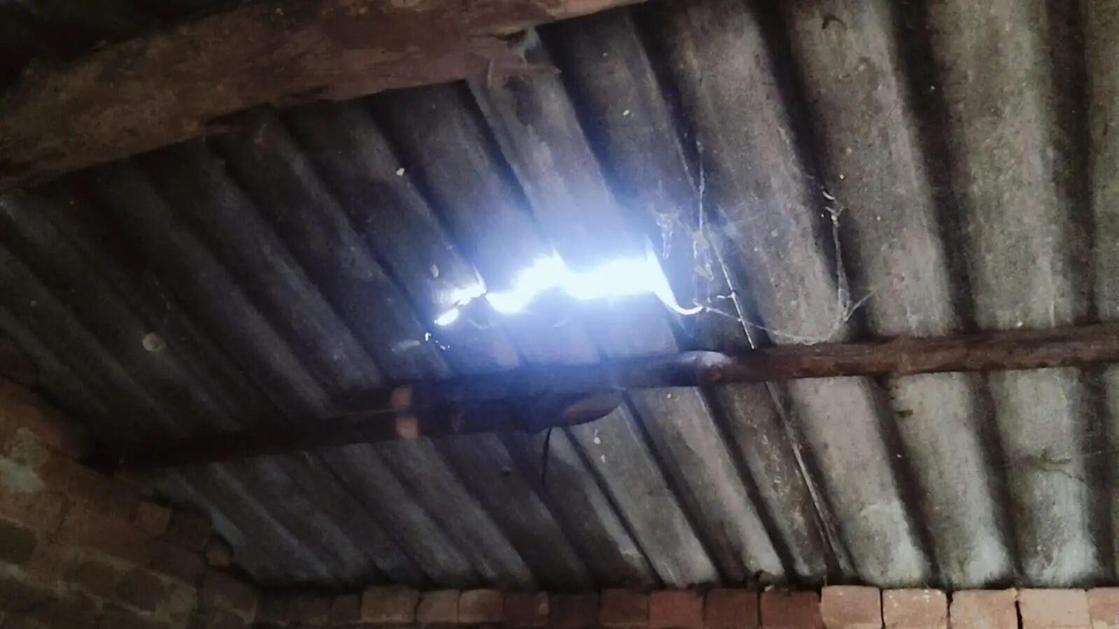 हेवी ब्लास्टिंग से दहशत में नराईबोध के ग्रामीण, मांगें नहीं मानी तो एसईसीएल मुख्यालय घेरने की चेतावनी