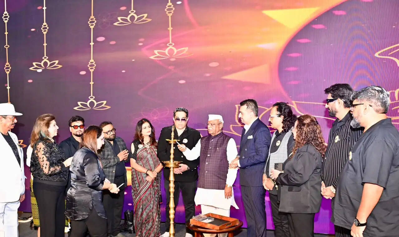 राज्यपाल ने राष्ट्रीय 'इंडियन हैयर एण्ड ब्यूटी कॉन्फ्रेन्स' का उद्घाटन किया
