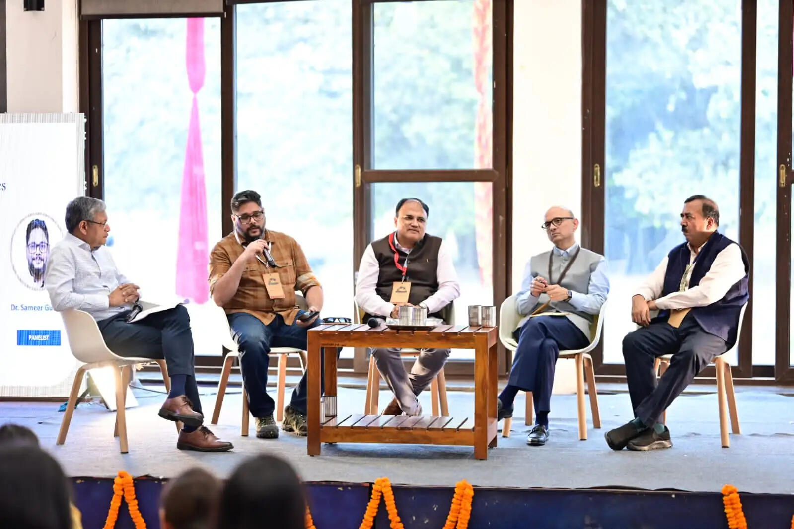 देवरिया लोकसभा के विकास मॉडल में जनभागीदारी के तहत जुटे बड़े निवेशक