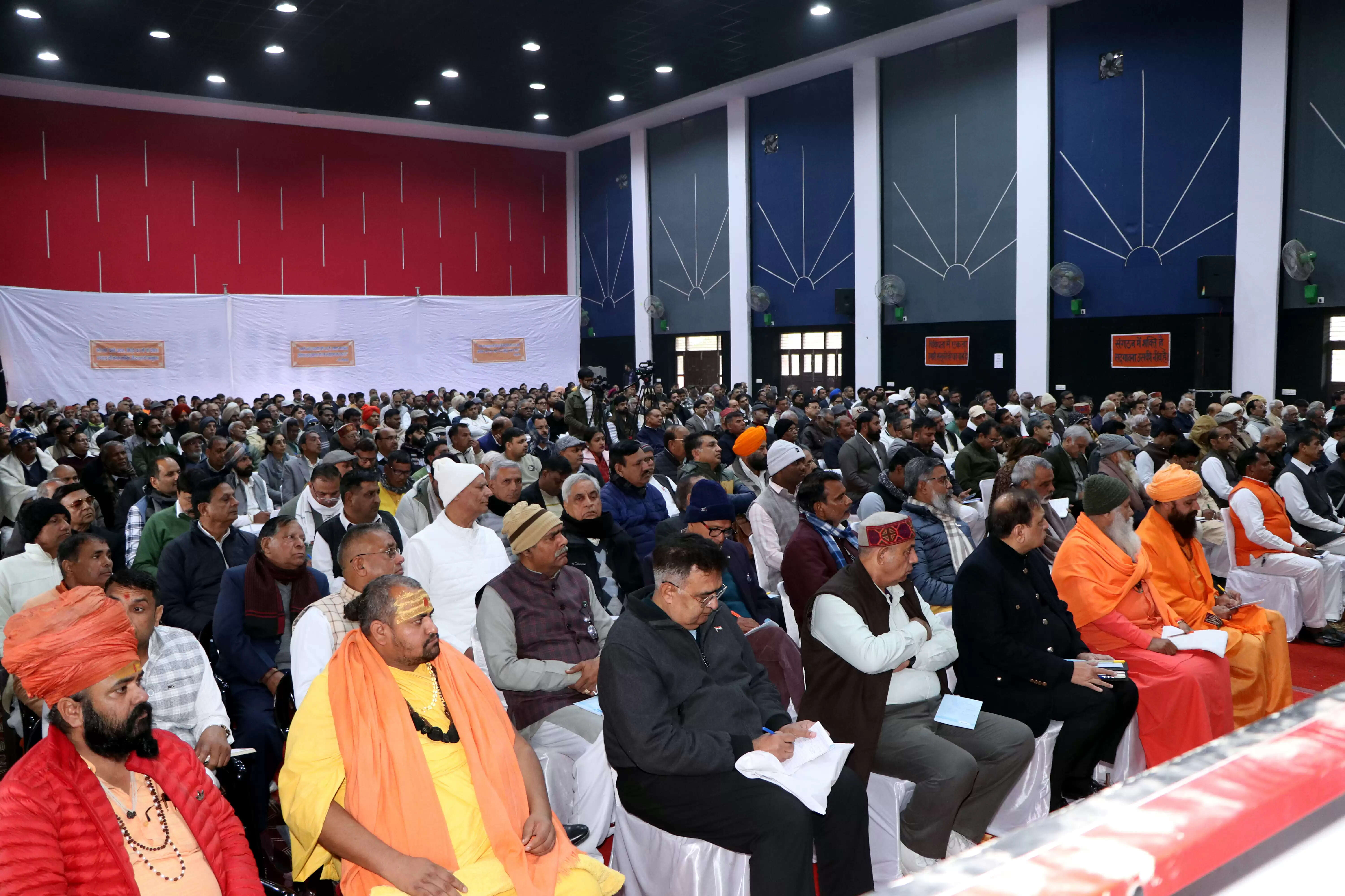 विश्व का मार्गदर्शन करने के लिए भारत को आंतरिक तौर पर मजबूत करना होगा : दत्तात्रेय होसबाले