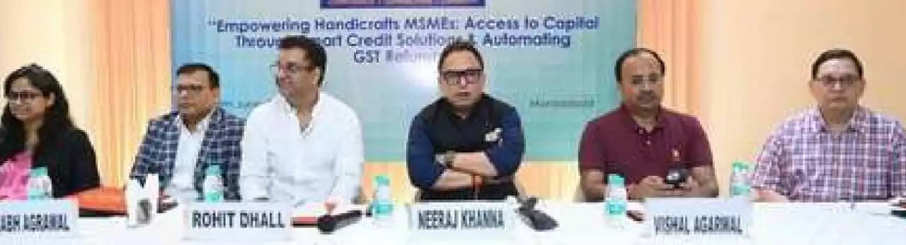 स्मार्ट क्रेडिट समाधान और जीएसटी रिफंड को स्वचालित करने पर दिया जोर