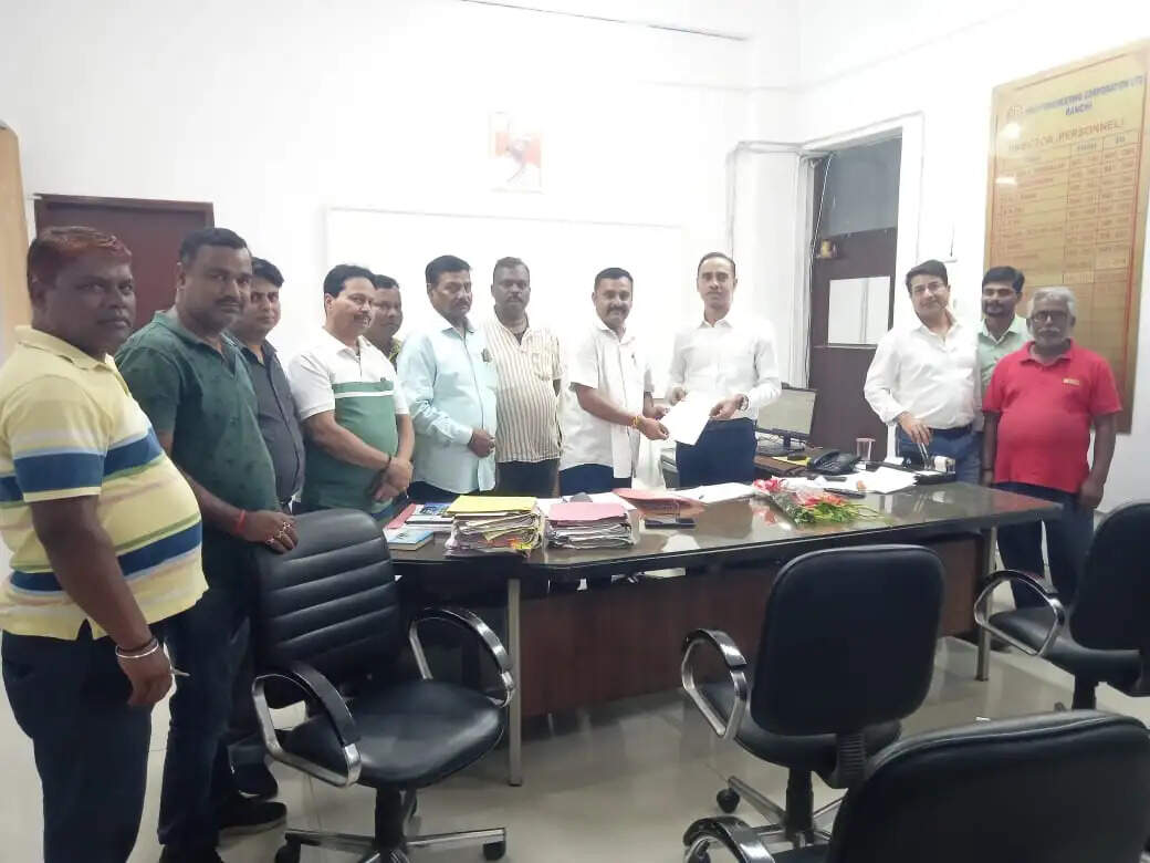 एचईसी कर्मियों को रिम्स रेफर न करें, एचईसी परिसर में ही करें ओपीडी व्यवस्था : प्रकाश