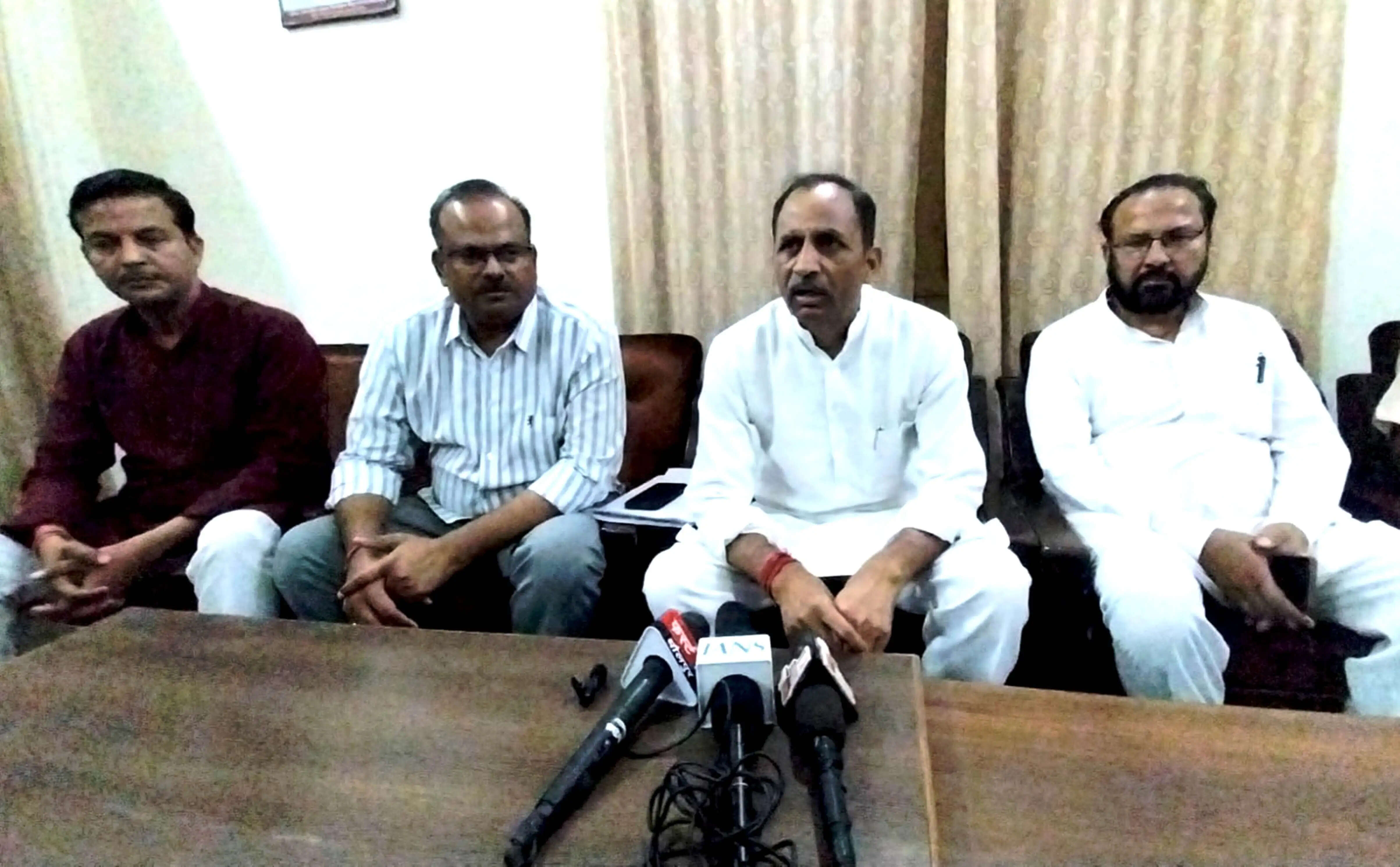 सूबे की सरकार हर मोर्चे पर विफल,लोग परेशान : जाटव