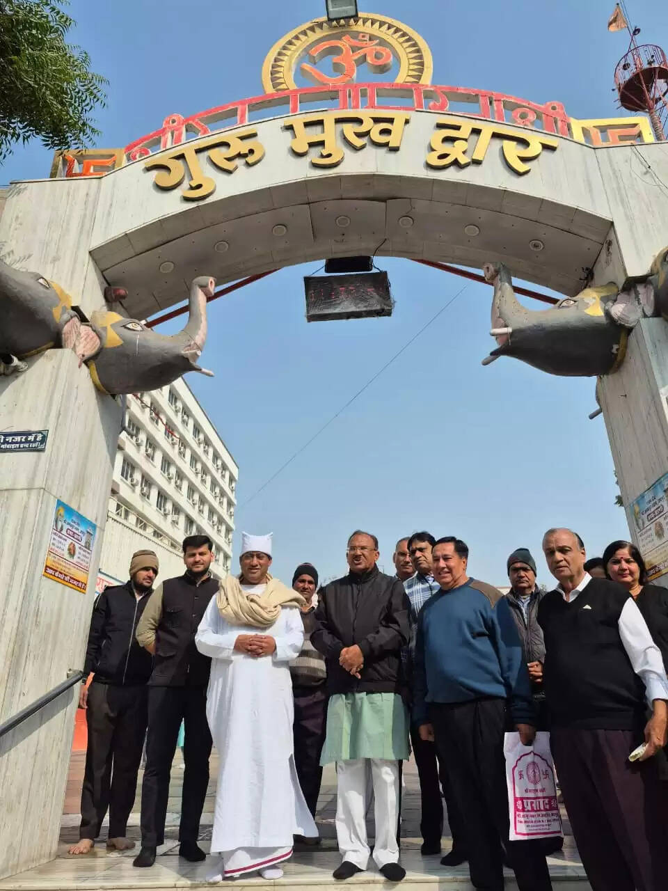 विधान सभा अध्‍यक्ष ने श्री अमरापुर स्थान में संतों से लिया आशीर्वाद