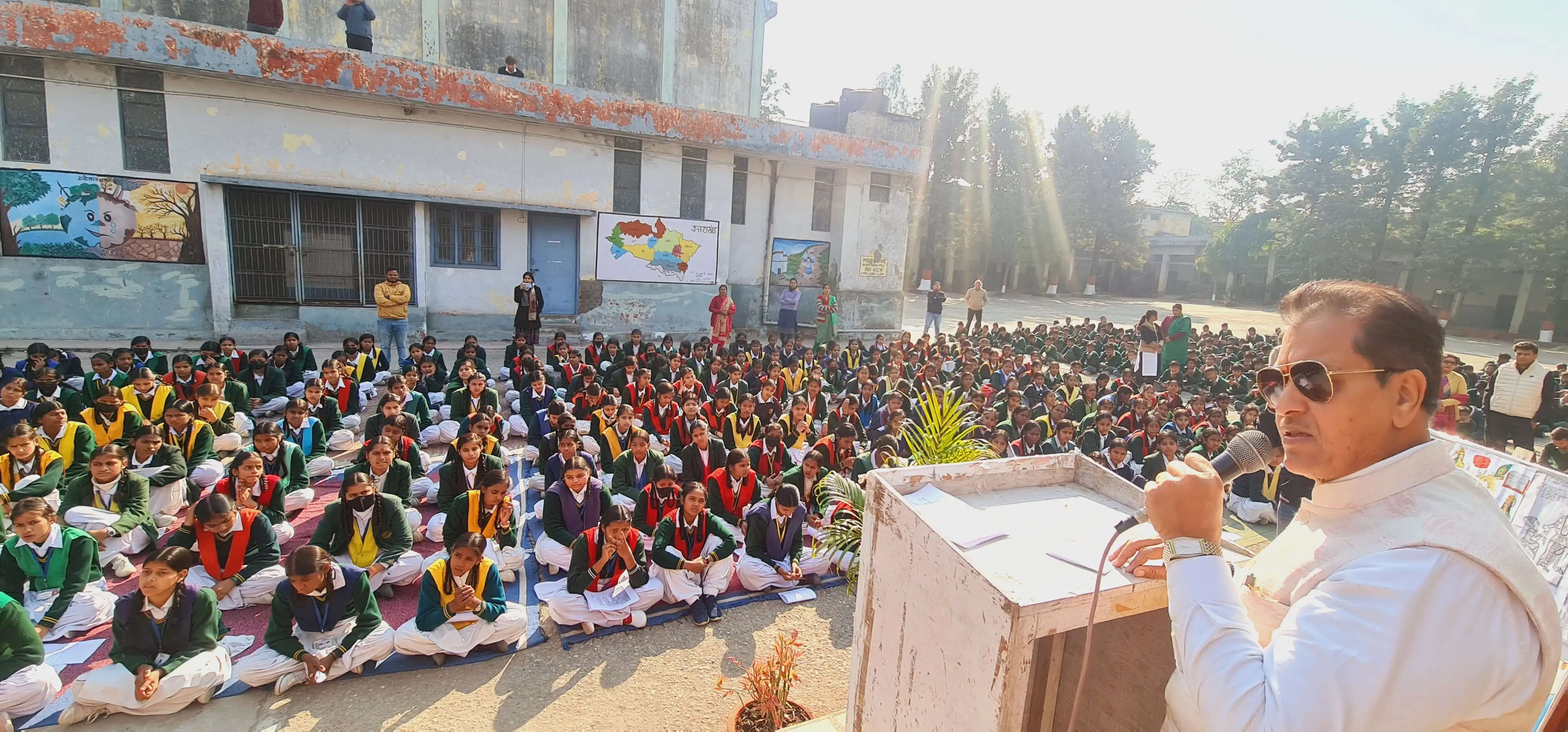 गीता जयंती पर कॉलेज में शहरी विकास मंत्री ने कराया गीता के श्लोक का वाचन