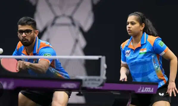 एशियाई खेल टेबल टेनिस : मानुष-दीया और हरमीत-यशस्विनी की जोड़ी मिश्रित युगल स्पर्धा के तीसरे दौर में
