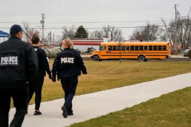 (अपडेट) अमेरिकी स्कूल में गोलीबारी, छठी कक्षा के छात्र की मौत, प्रशासक समेत पांच घायल, बंदूकधारी किशोर ने आत्महत्या की
