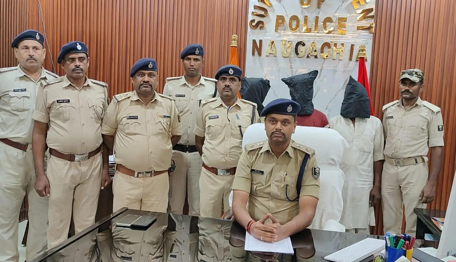 दियारा में अवैध मिनी गन फैक्ट्री का भंडाफोड़, मुंगेर के कारीगरों समेत 4 गिरफ्तार