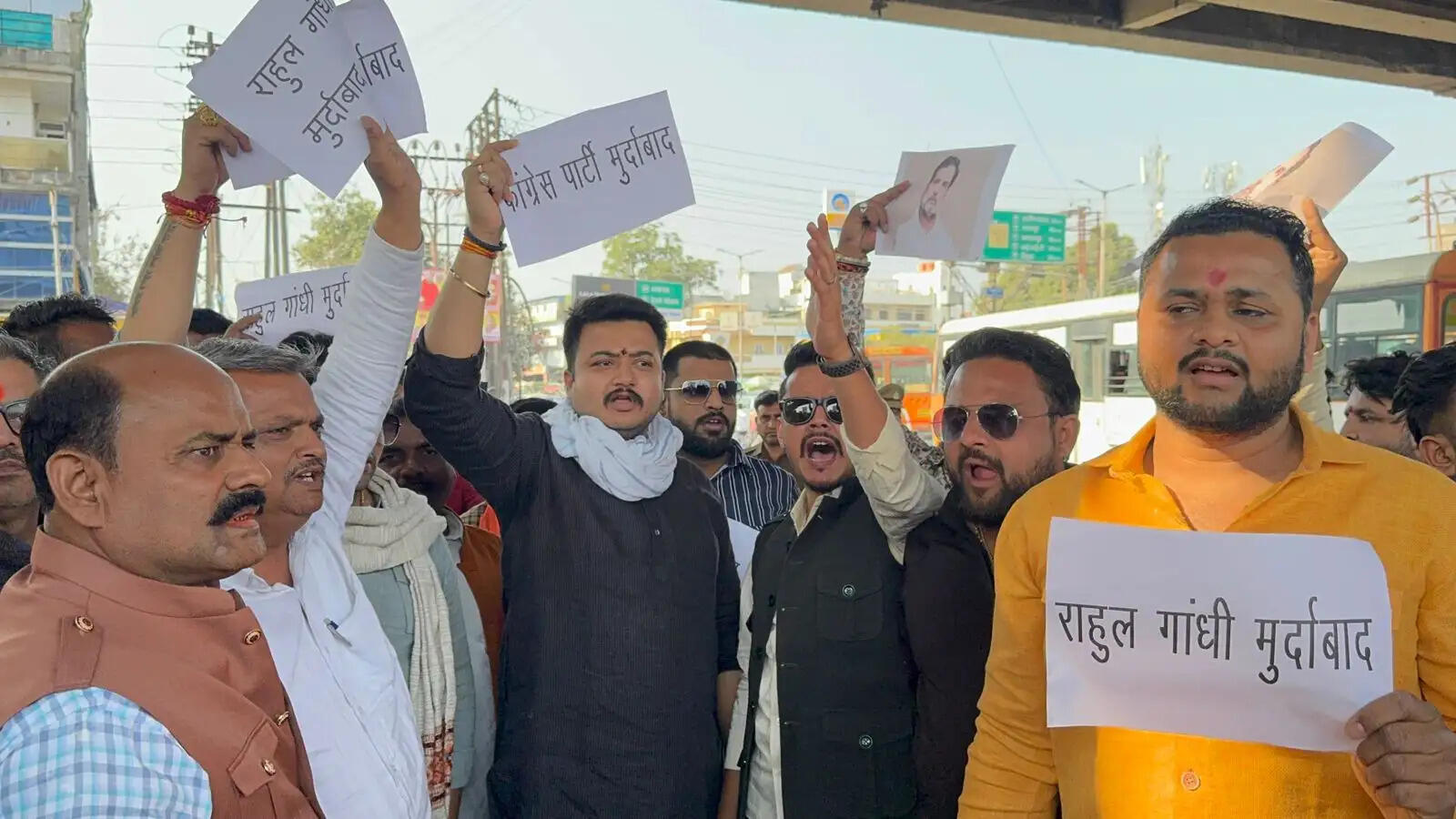 राष्ट्रीय मंचों पर बयानबाजी से देश की छवि प्रभावित : हर्ष सिंह