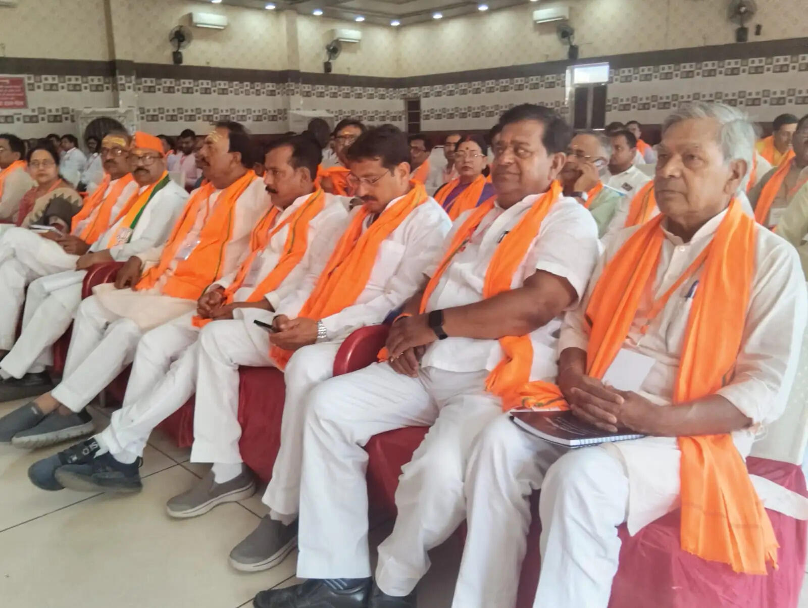 प्रधानमंत्री नरेंद्र मोदी के नेतृत्व में पूरा विश्व भारत की बात सुनता है : जेपीएस राठौर