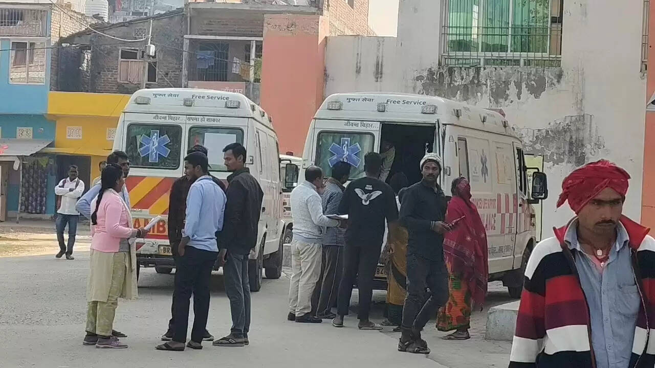 दो सड़क हादसे में छह घायल, चार की हालत नाजुक, रेफर