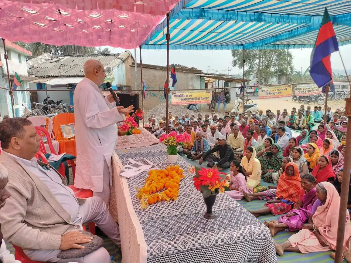 नगरी-सिहावा आंदोलन की संघर्ष गाथा पाठ्यक्रम में हो शामिल : रघु ठाकुर