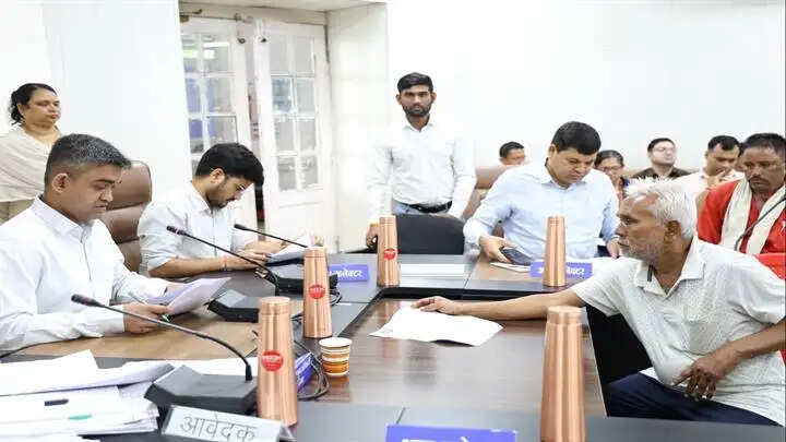 छात्रवृत्ति की मैपिंग सुनिश्चित करवाने के लिए स्पेशल ड्राइव चलाएं : संभागायुक्त शर्मा