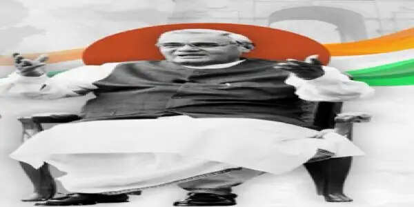 इतिहास के पन्नों में 13 अक्टूबर : अटल बिहारी वाजपेयी ने संभाली लगातार तीसरी बार देश की कमान