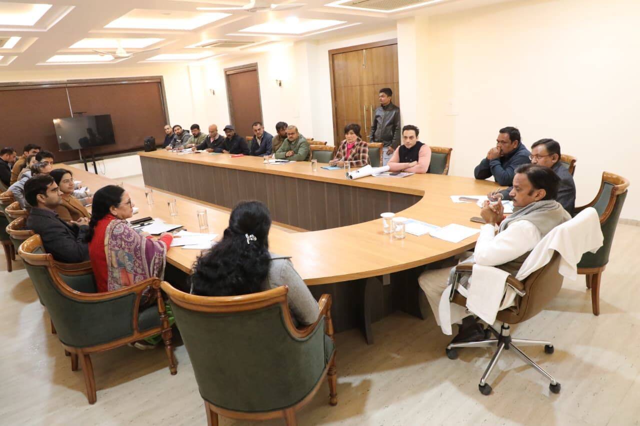 इंडस्ट्रियल पार्कों के निर्माण से विन्ध्य में होगी औद्योगिक प्रगति - उप मुख्यमंत्री&nbsp;शुक्ल