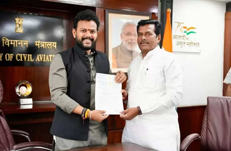 केन्द्रीय मंत्री नायडू से मिले सांसद कुशवाह, ग्वालियर में विमान सेवाओं के विस्तार का किया आग्रह