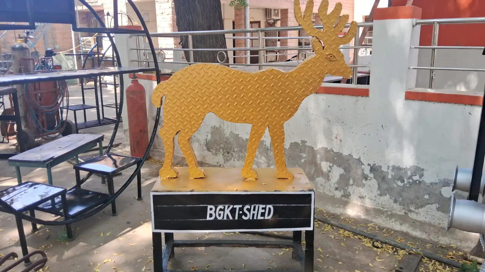 कबाड़ से कलाकृति तक&nbsp;: उत्तर पश्चिम रेलवे के कर्मचारियों ने दिया स्वच्छता और रचनात्मकता का अनूठा संदेश