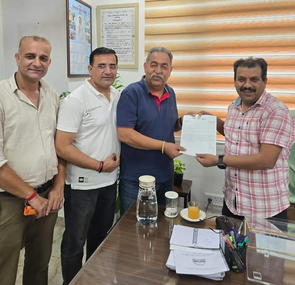 व्यापार मंडल ने किया डोर टू डोर गारवेज कुलैक्शन की दरों में वृद्धि का विरोध