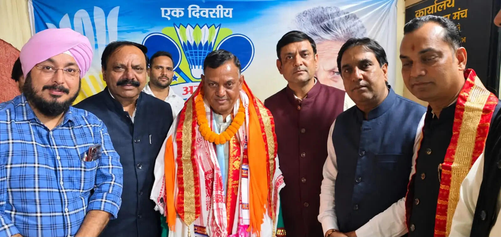 चेंबर के पदाधिकारियों ने बृजमोहन राम से मिलकर दी बधाई