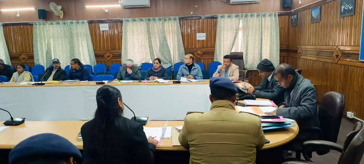 मानसिक रूप से सशक्त छात्र ही मजबूत समाज की नींव: डीएम