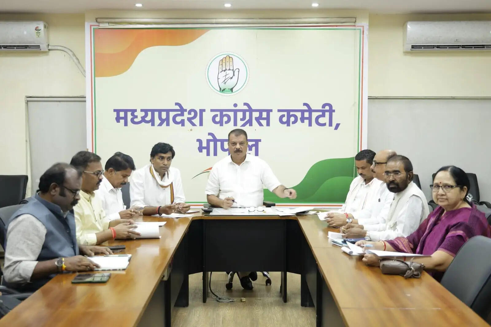 आदिवासी अधिकारों के संरक्षण और सशक्तिकरण के लिए बनेगी कार्ययोजना: उमंग सिंघार