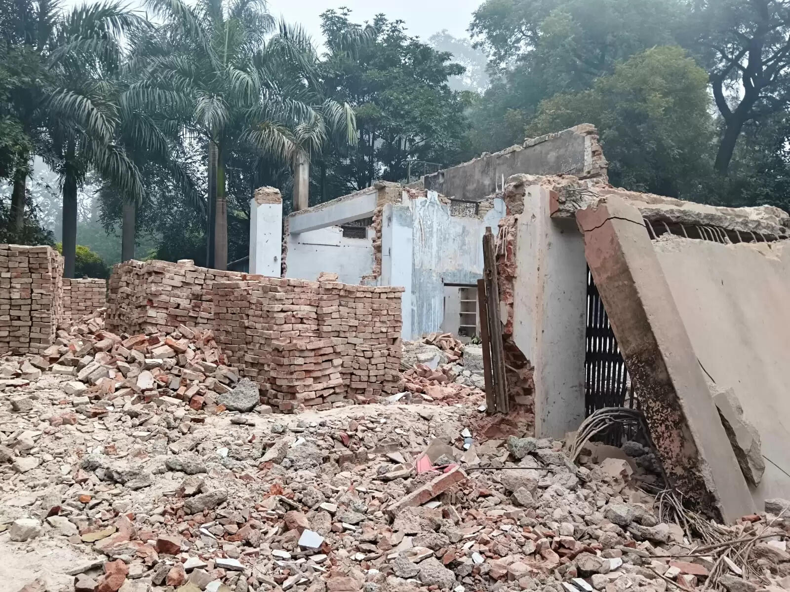 बांदा के 126 वर्ष पुराने नागरीय प्रचारिणी पुस्तकालय का होगा कायाकल्प,बनेगा अत्याधुनिक भवन