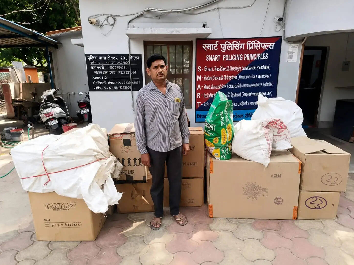 कोरबा में 50 हजार के अवैध पटाखे जब्त, शादी-पार्टी में ऊंचे दामों पर बिक्री करने वाला आरोपित गिरफ्तार