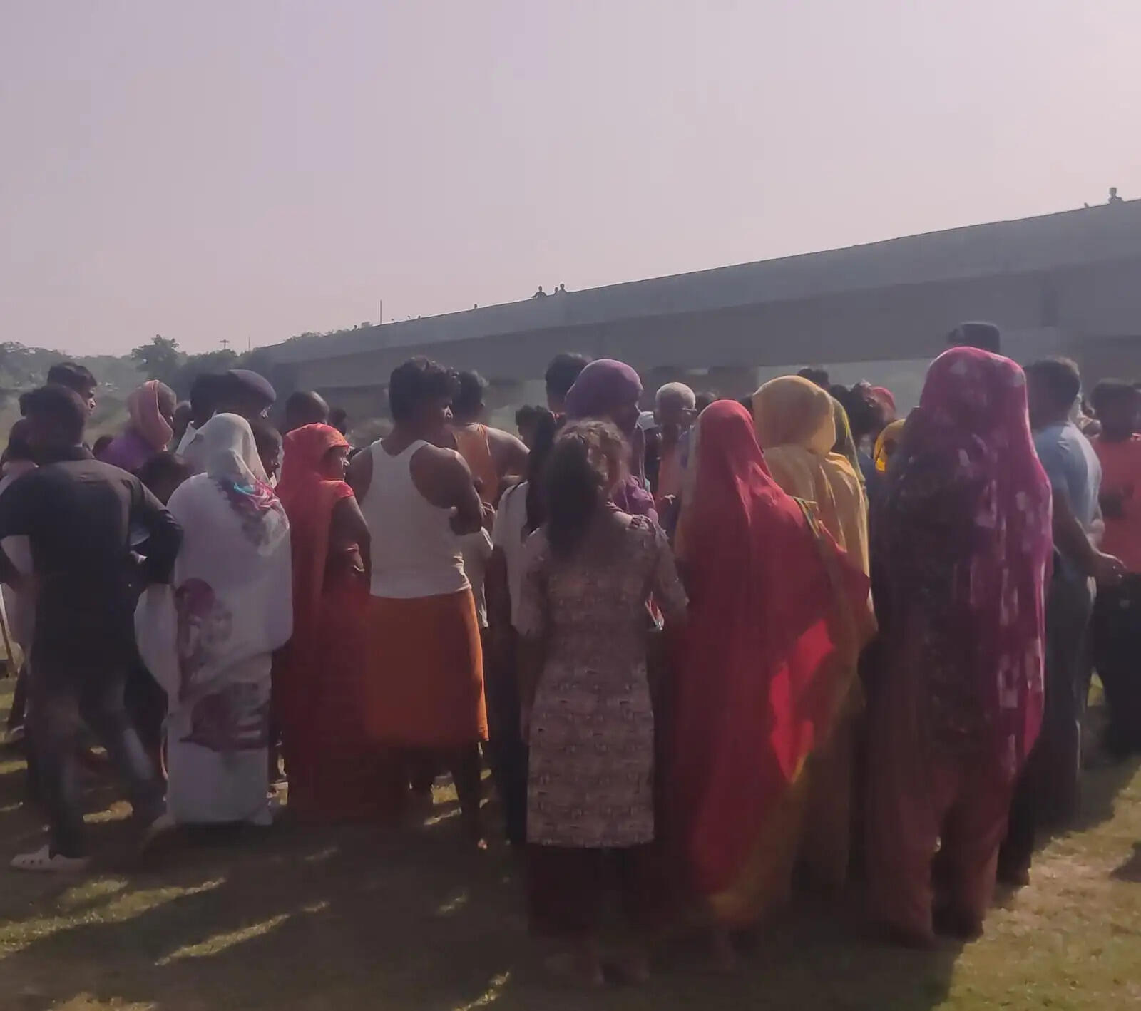 तिलयुगा नदी में मिला युवक का शव, निर्मली में मची सनसनी