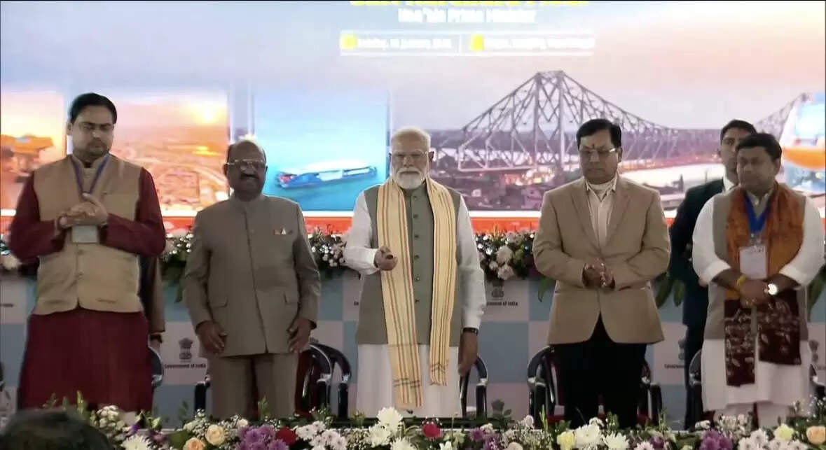 पश्चिम बंगाल में 830 करोड़ की परियोजनाओं का शुभारंभ कर बोले पीएम- पूर्वी भारत के विकास से ही बनेगा विकसित भारत