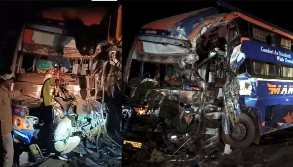 गुजरात के श्रद्धालुओं की बस राजस्थान में ट्रक से टकराई, 4 की मौत