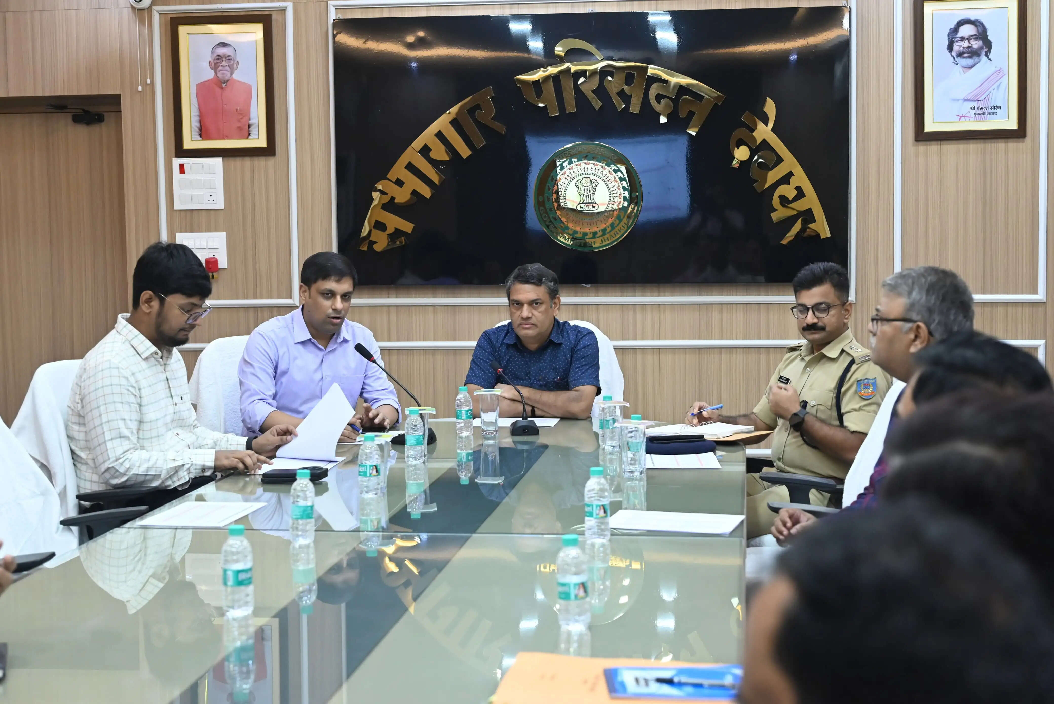 उप राष्ट्रपति के देवघर दौरे को लेकर उच्चस्तरीय बैठक, सुरक्षा और तैयारियों की समीक्षा