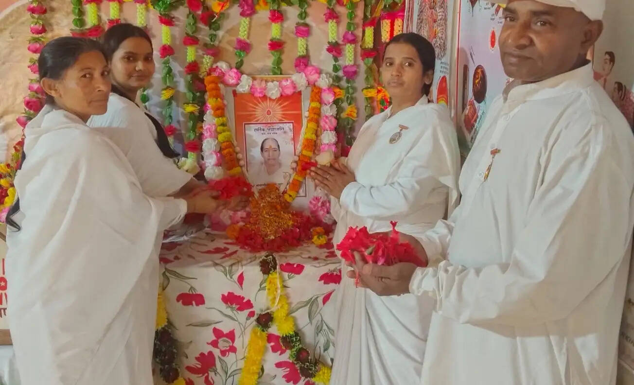 राजयोगिनी सुरेंद्र दीदी को नम आंखों से दी गयी श्रद्धांजलि