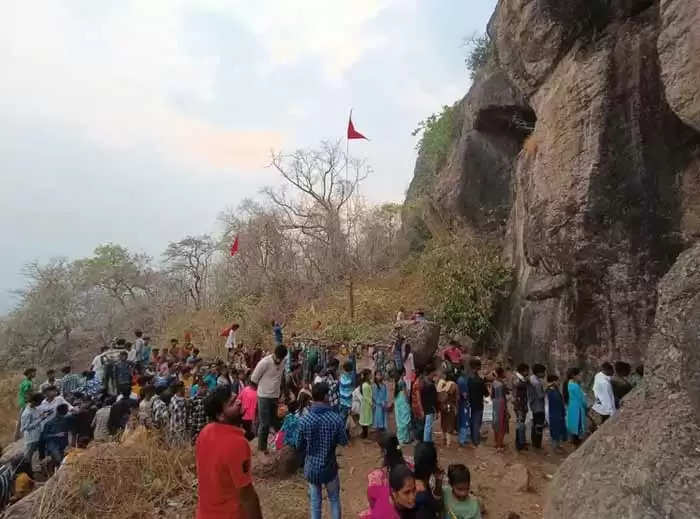 श्रीकृष्ण का रहस्यमई मंदिर-सकलनारायण गुफा के द्वार खुले, भक्तों ने किया दर्शन