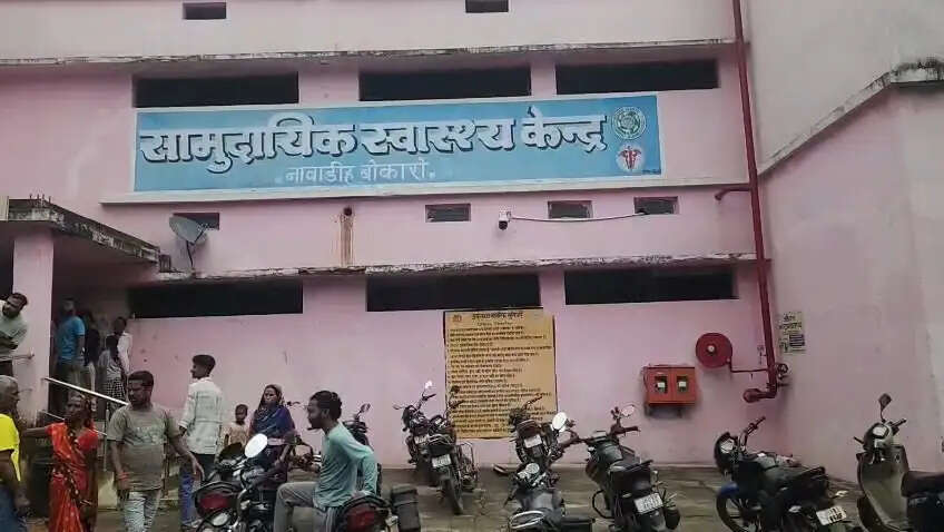 सनकी युवक ने की कुल्हाड़ी से वृद्ध दंपत्ति और बहू की हत्या