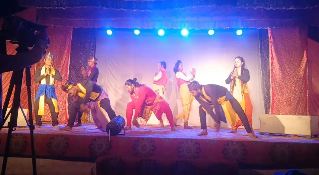 बाराबंकी में आदिशक्ति–रामभक्ति रामलीला का भव्य मंचन