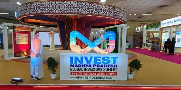 भारत टैक्स-2025 में बाघ प्रिंट और गोंड चित्रकला का सजीव प्रदर्शन रहा आकर्षण का केंद्र